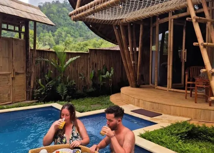Hidden Bamboo Village Villa *