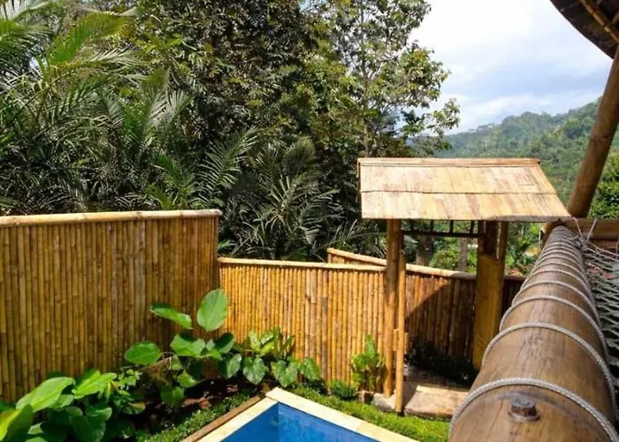 Hidden Bamboo Village *